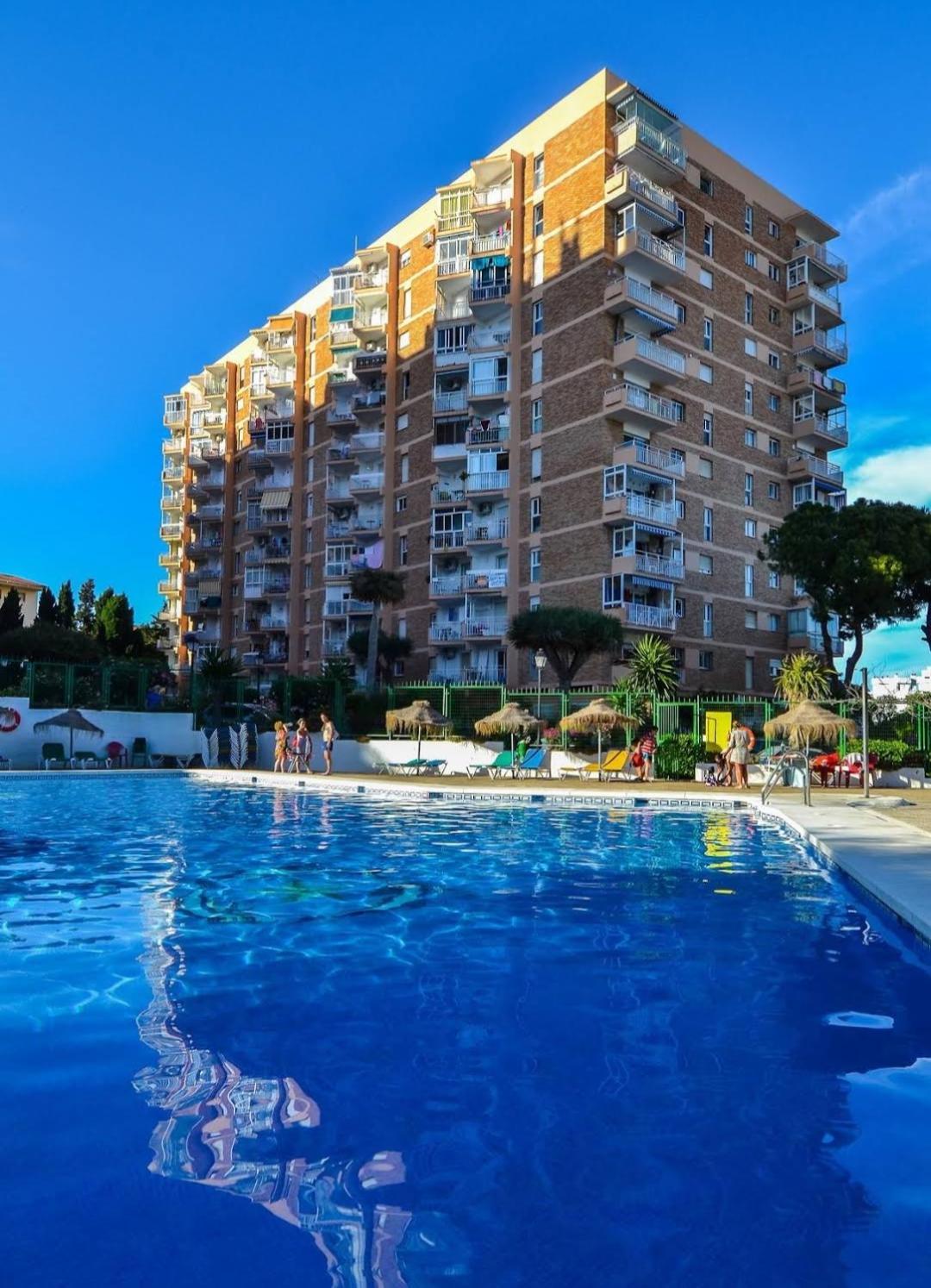Acuario Apartments Benalmadena 1 Bedroom, 2 Bathrooms Luaran gambar